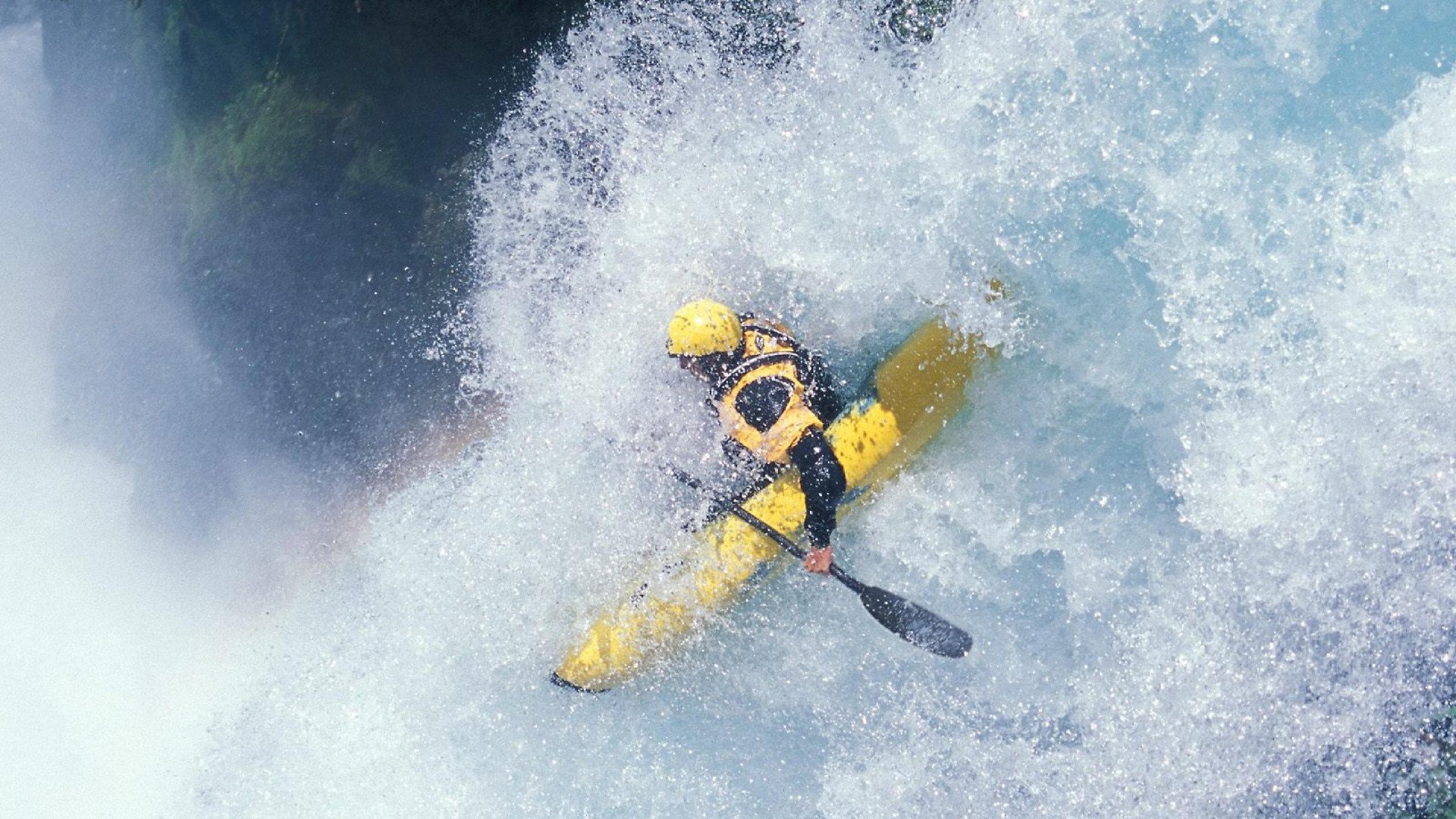 谷爱凌带伤完成动作展现顽强意志,谷爱凌的采访让人看了就想学滑雪